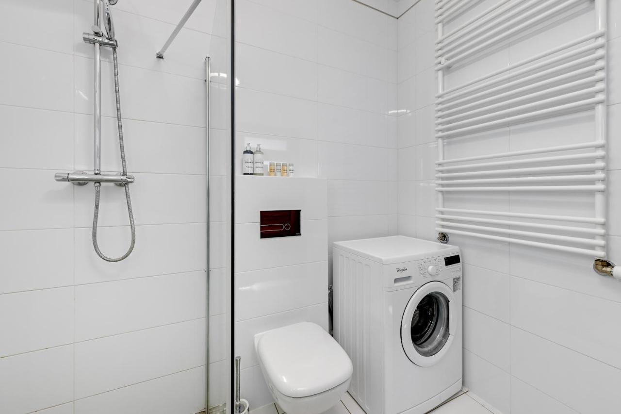 Downtown Apartments Sadova City Center & Parking Gdańsk Buitenkant foto